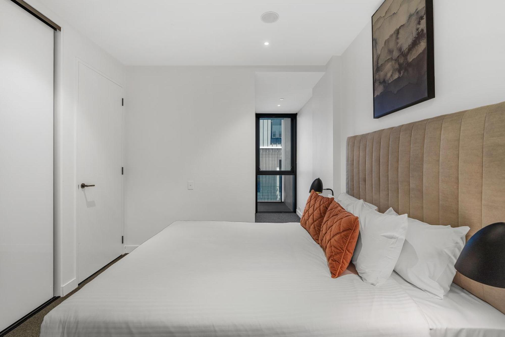 The Eminence Apartments By Cllix Melbourne Eksteriør bilde