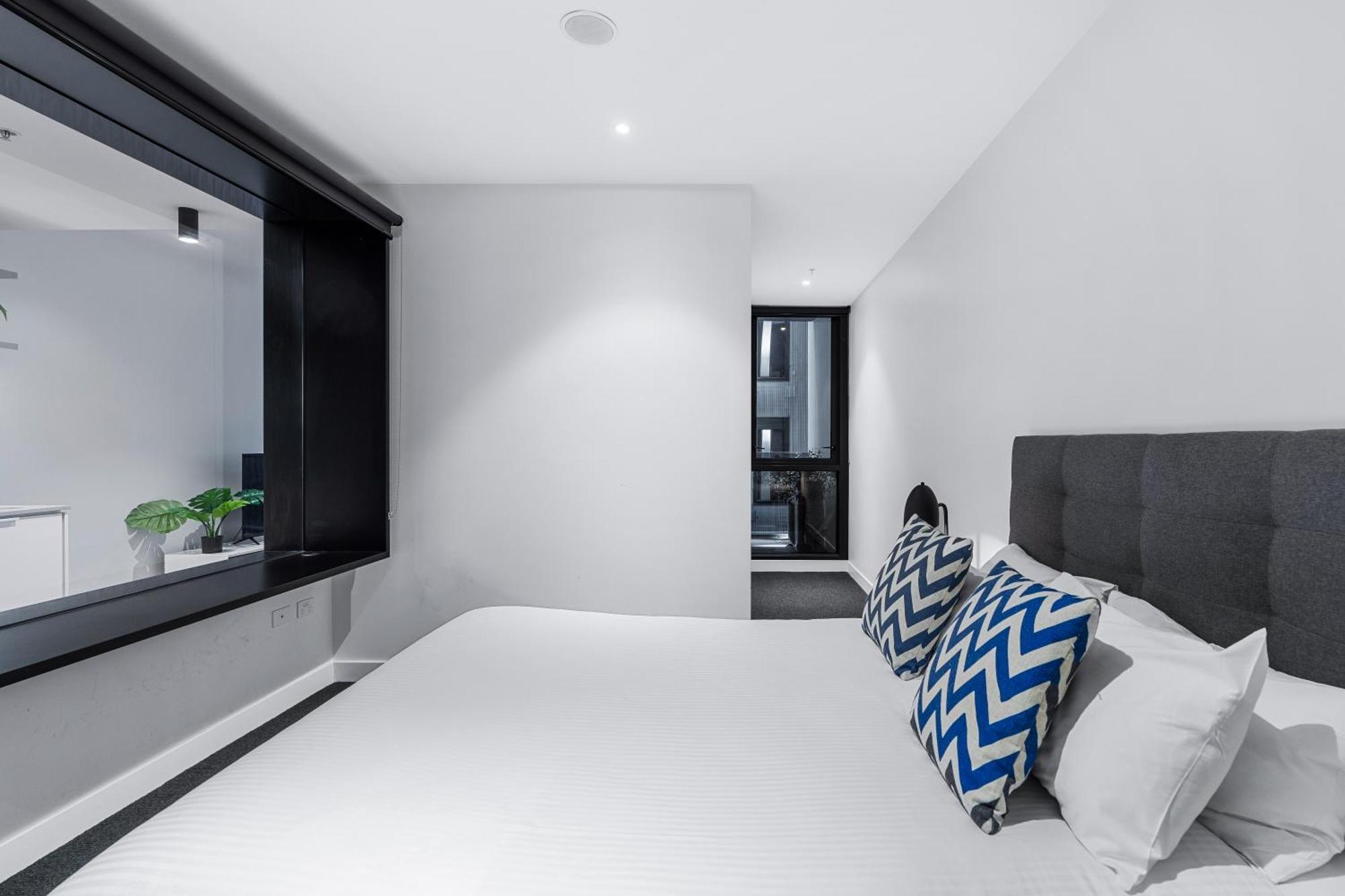The Eminence Apartments By Cllix Melbourne Eksteriør bilde